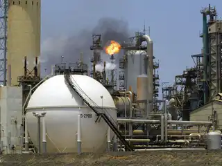 ވެނެޒުއޭލާގެ ތެލުގެ ވިޔަފާރި ވަކި މުއްދަތެއް ނެތް ގޮތަށް އެމެރިކާގެ ބާރުގެ ދަށަށް ގެނެސްފި