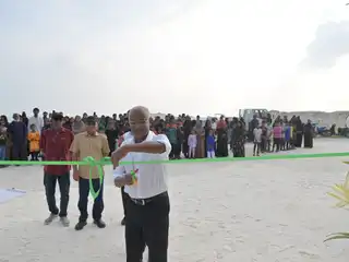 ތ. ހިރިލަންދޫ ”ހިރިވެލި ބީޗް“ ރައީސް ސޯލިހު ހުޅުވައި ދެއްވައިފި 