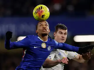 ފަހަތުން އަރައި ލީޑްސް އިން ޗެލްސީ ހުއްޓުވައިފި 