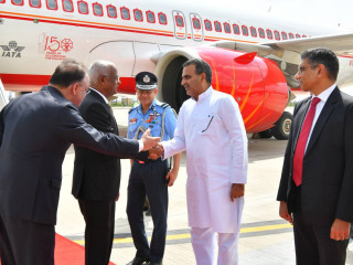 The President arrives in India on an official visit
