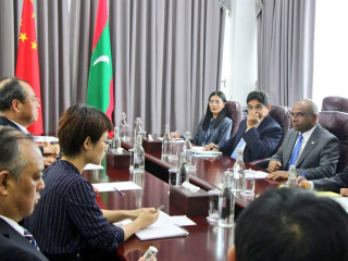 ޔުނާން ޕްރޮވިނެންސްގެ ގަވަރުނަރު ރުއާން، މިނިސްޓަރު ޝާހިދުއާއެކު ބޭއްވެވި ބައްދަލުކުރެއްވުމުގެ ތެރެއިން