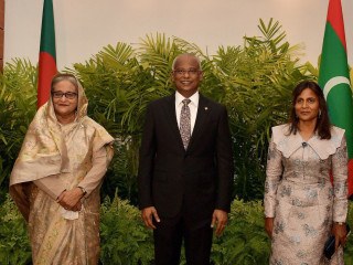 The Maldivian First Couple hosted a banquet in honor of the Bangladeshi PM, on Thursday