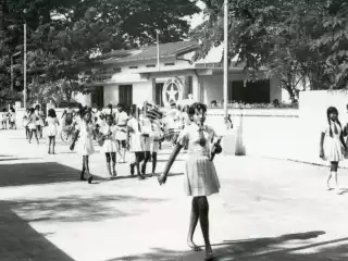 ޔުނިފޯމް އަށް ގެންނަ ބަދަލު ގެ ސަބަބުން ބެލެނިވެރިން އަތުން 80 މިލިއަން ރުފިޔާ ހަރަދު ވާނެ: ރައީސް ނަޝީދު