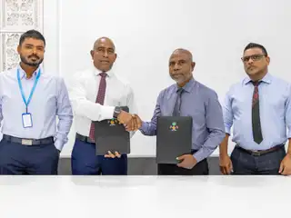 މާލޭ ކޯޓު ކޮމްޕްލެކްސް އިމާރާތްކުރުމުގެ މަޝްރޫޢުގެ އެއްބަސްވުމުގައި ސޮއިކުރުން