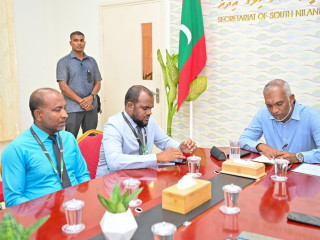 The president met members of Dh. Rinbudhoo council and WDC on Tuesday