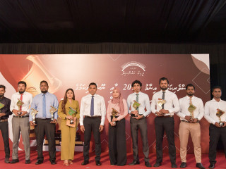 މިދިޔަ އަހަރު ބޭއްވި ނޫސްވެރިކަމުގެ އެވޯރޑްގެ ތެރެއިން އެވޯޑް ލިބުނު ނޫސްވެރިން