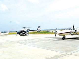 ލަންކާގެ ދެ އެއާޕޯޓެއް ތަރައްގީ ކުރަން އިންޑިއާގެ އެހީ ހޯދަނީ