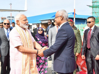 އިންޑިއާގެ ބޮޑުވަޒީރު ނަރެންދުރަ މޯދީ ރާއްޖެއަށް ކުރެއްވި ދަތުރުފުޅުގައި ރައީސް ސޯލިހާއިއެކު