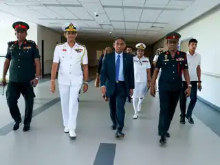 ލަންކާގައި ދިރިއުޅޭ ދިވެހީންނާއި ރައީސް މުއިއްޒު ބައްދަލު ކުރައްވަން ފޮނުވި ދައުވަތު، ހައި ކޮމިޝަނަރގެ ނަމުގައި!