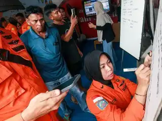އިންޑޮނީޝިއާގައި 243 މީހުންނާއެކު ދަތުރުކުރަމުންދިޔަ "ވާގޯ ޓްރާންސްޕޯޓް 8" ނަމަކަށް ކިޔާ އުޅަނދުގެ ޚަބަރެއް ނުވެގެން، އެ އުޅަނދު ހޯދުމަށްޓަކައި ސާޗް އެންޑް ރެސްކިއު އޮޕަރޭޝަނެއް ފަށައިފި
