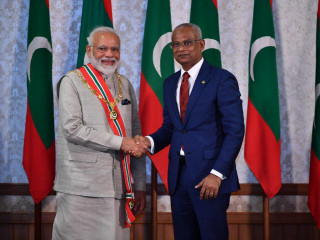 ބޮޑުވަޒީރު މޯދީ އަށް ނިޝާން އިއްޒުއްދީނުގެ އިއްޒަތުގެ ވެރިކަމުގެ ލަގަބު އެރުވުން