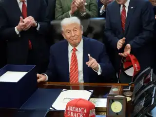 އީރާން އާއެކު މިހާރު ވެސް މަޝްވަރާތައް ކުރިއަށްދޭ: ޓްރަމްޕް