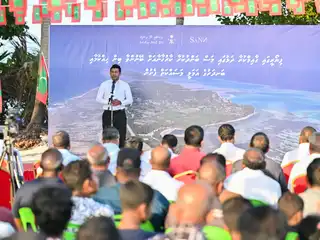 ނައިބު ރައީސް ވަޑައިގެން ތިމާވެށީގެ ގާނޫނާ ޚިލާފަށް ފިޔޯރީގައި މަސް ބަންދު ކާރު ޚާނާ އަޅަން ބިން ހިއްކަން ފަށައިފި