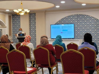 ވެކްސިންނަށް އާންމުން ހޭލުންތެރި ކުރުމަށް ހެލްތު ވޯކަރުންނަށް ބޭއްވި ތަމްރީން ޕްރޮގްރާމްގެ ތެރެއިން