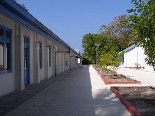 ވައިކަރަދޫ ސްކޫލްގައި ތިން ބުރީގެ 12 ކްލާސްރޫމް އެޅުމުގެ މަސައްކަތްކޮށްދޭނެ ފަރާތެއް ހޯދަނީ