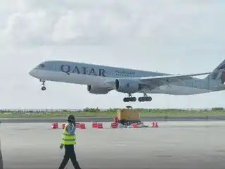 މެދުއިރުމައްޗަށް ދަތުރުކުރާ ދިވެހިން ފްލައިޓުތަކުގެ އެންމެ ފަހުގެ މައުލޫމާތު ހޯދުމަށް އިލްތިމާސްކޮށްފި