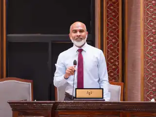 އެޑިއުކޭޝަން މިނިސްޓަރު ޑރ. އިސްމާއިލް ޝަފީއު، ރައްޔިތުންގެ މަޖިލީހުގައި 