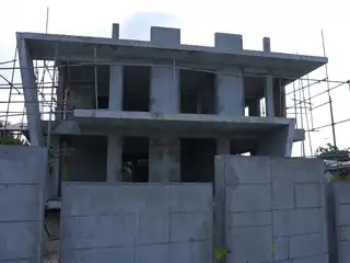 މި ސަރުކާރުން ވަނީ ހޯރަފުށީ ފެނަކަ އޮފީހުގެ އާ އިމާރާތުގެ މަސައްކަތް ހުއްޓާލާ، ވީރާނާ ވާން ދޫކޮށްލާފަ: ހޯރަފުށި ކައުންސިލް ރައީސް