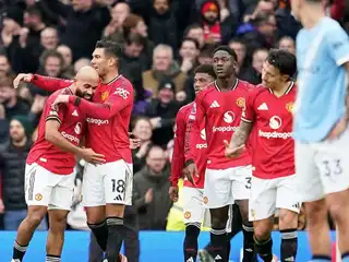 ޔުނައިޓެޑު އަތުން ސިޓީ އަށް ލަދުވެތި ބައްޔެއް، އާސެނަލް އަށް ކުރި ނުހޯދުނު 