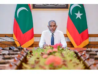 ރައީސް މުއިއްޒުގެ ސަރުކާރުން މުސާރައާއި އިނާޔަތްތަކަށް ކުރާ ހޭދަ ދަނީ އިތުރުވަމުން، ޖުމްލަ ޚަރަދު 25.5 ބިލިއަން ރުފިޔާއަށް ވަނީ އަރާފައި