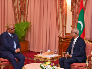 The new Non-Resident High Commissioner of the Republic of South Africa to the Republic of Maldives, Sandile Edwin Schalk presented his letter of credence to President Ibrahim Mohamed Solih
