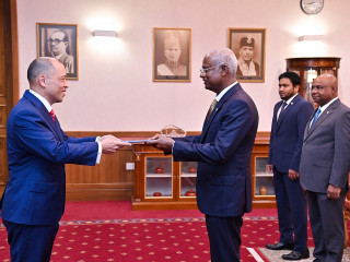 The first Resident Ambassador of USA to the Maldives, Hugo Hue-Ho Yon and President Ibrahim Mohamed Solih
