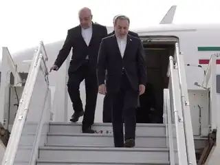 އީރާނުން ހަނގުރާމަ ކުރާކަށް ބޭނުމެއް ނޫން، އެކަމަކު ހަމަލާ ދީފި ނަމަ ރައްދު ދޭން އޮތީ ތައްޔާރަށް: ޚާރިޖީ ވަޒީރު