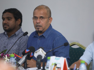 އިލެކްޝަންސް ކޮމިޝަންގެ ރައީސް އަހުމަދު ޝަރީފު