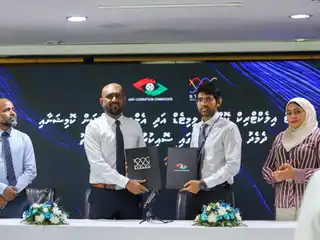 އެންޓި-ކޮރަޕްޝަން ކޮމިޝަން (އޭސީސީ) އާއި ސްޓޭޓް އިލެކްޓްރިކް ކޮމްޕެނީ ލިމިޓެޑް (ސްޓެލްކޯ) ގުޅިގެން ކޮރަޕްޝަން ހުއްޓުވުމަށާއި ނަޒާހަތްތެރިކަން އިތުރުކުރުމަށް މަސައްކަތް ކުރުމަށްޓަކައި ފަހުމުނާމާއެއްގައި ސޮއިކުރުން