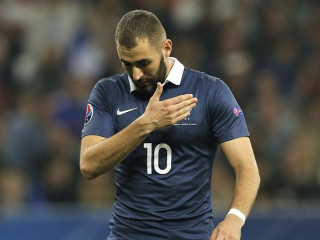 ރެއާލް މެޑްރިޑަށް ކުޅެމުން އަންނަ ފްރާންސްގެ ތަޖުރިބާކާރު ފޯވާޑް ކަރީމް ބެންޒެމާ