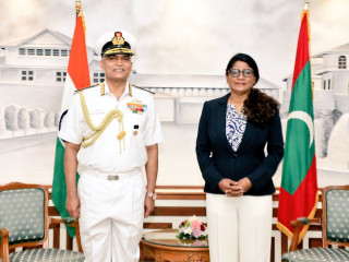 Minister of Defence Uza. Mariya Didi meets with Chief of Naval Staff of India Admiral R Hari Kumar
