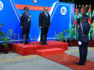  އިންތިހާބުތަކަށް ތިން ދުވަހަށް ވެފައި ވަނިކޮށް ގިނަ އަދަދެއްގެ ފުލުހުންގެ މުސާރަ ބޮޑުވީ އިއްތިފާގަކުން: ފުލުހުން