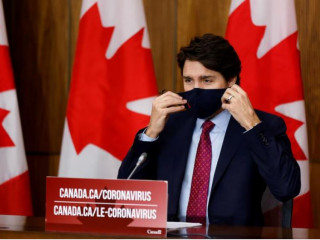 ކެނެޑާގެ ބޮޑު ވަޒީރު ޖަސްޓިން ޓްރޫޑޯ ނޫސްވެރިންގެ ބައްދަލުވުމެއްގައި