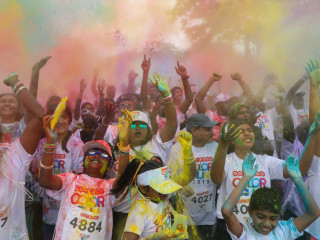 Ooredoo color run