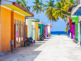 ކ. މާފުށި، ރާއްޖޭގައި ފުޅާ ދާއިރާގައި ގެސްޓްހައުސް ވިޔަފާރި ހިންގަމުންދާ ރަށެއް