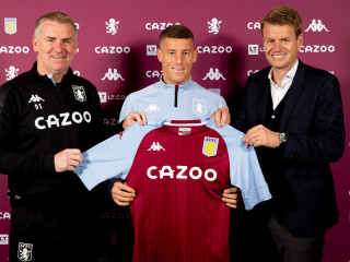 ލޯނު އުސޫލުން ބާކްލީ އެސްޓަން ވިލާއަށް