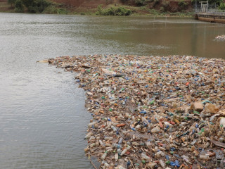 ކޮންގޯއަށް ދިމާވެފައިވާ ޕްލާސްޓިކް މައްސަލަ އާމްދަނީ ލިބޭނެ ފުރުސަތަކަށް