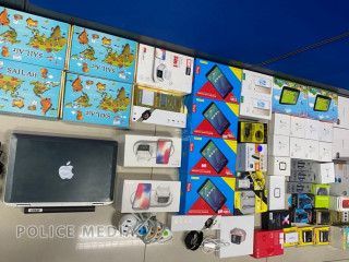 ބިޒް މޮބައިލްއިން ވަގަށް ނެގި ބައެއް ސާމާނު