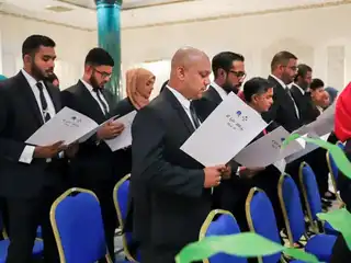 ގާނޫނީ ވަކީލުން ހުވާ ކުރެއްވި ރަސްމިއްޔާތެއްގެ ތެރެއިން. ފައިލް ފޮޓޯ