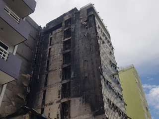 އުރީދޫގެ ހެޑް ކުއާޓާ ކަމަށްވާ ހ. ސަންލީޓް ބިލްޑިންގ ގައި ރޯވި އަލިފާން ގަނޑު ނިއްވާލާފައި ވަނިކޮށް