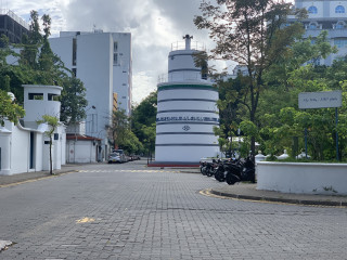 ހުކުރު މިސްކިތު މުންނާރު