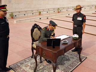 ޗީފް އޮފް ޑިފެންސް ފޯސް އިންޑިއާ ދަތުރު