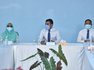 ނައިބް ރައީސް ފައިސަލް ނަސީމް، ހުވަދުއަތޮޅު އުތުރުބުރީ ކައުންސިލާއި، ވިލިނގިލީ ރަށު ކައުންސިލްގެ މެންބަރުންނާ އެކު ހޯމަ ދުވަހު ހެނދުނު ބޭއްވި ބައްދަލުކުރެއްވުމުގެ ތެރެއިން