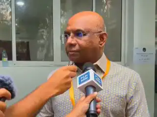 ޕީއެންސީ އިން ވިސްނަނީ އެންމެ މީހެއްގެ ޚިޔާލަށް ކަންކަން ކުރަން، ވެރިކަން ކުރުމުގެ ނިޒާމް އެއްކޮށްލުމަކީ ރައީސްގެ މުޅި ވިސްނުން: ޝާހިދު