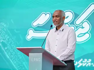  ރައީސް ޑރ. މުހައްމަދު މުއިއްޒު 