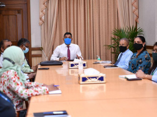 ކަމާއިބެހޭ ވަޒިރުންނާއި އެމްއެންޔޫއާއެކު ނައިބްރައީސް ބޭއްވި ބައްދަލުވުމުގެ ތެރެއިން