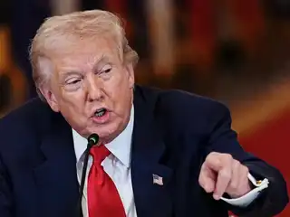 އެމެރިކާގެ ރައީސް ޑޮނަލްޑް ޓްރަމްޕް.