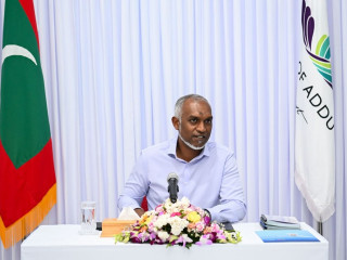 The president met the island council and WDC members of Addu City on Sunday