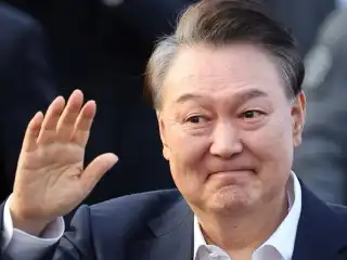 ދެކުނު ކޮރެއާގެ ކުރީގެ ރައީސް ސުކް ޔިއޯލް.