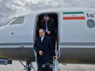 އީރާނުގެ ފޮރިން މިނިސްޓަރު އައްބާސް އަރަގްޗީ ހުކުރު ދުވަހު އިސްތަންބޫލަށް ވަޑައިގެންފި